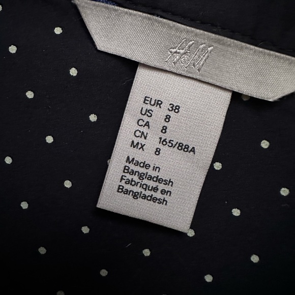 H&M Long Sleeves - Picture 2 of 6